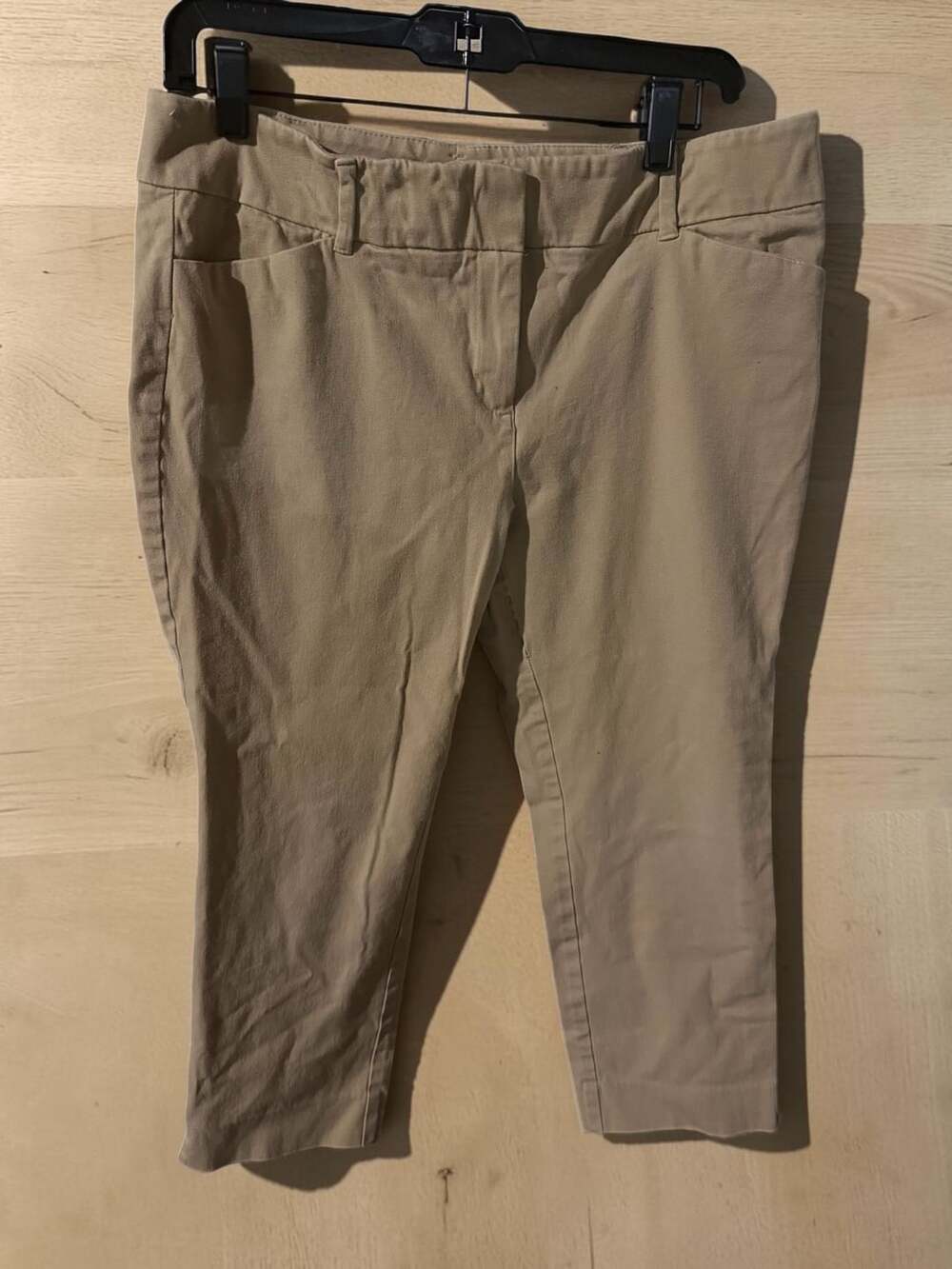 7th Avenue New York & Company Pants Size 12 Khaki Cropped